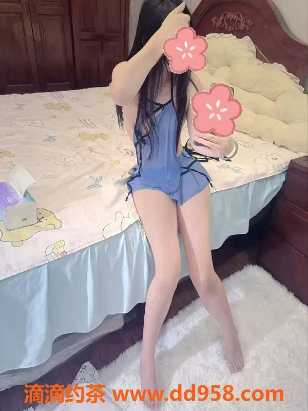 重庆楼凤-江北小玖，25岁，胸围B+，高159，重50，超值服务等你来体验！