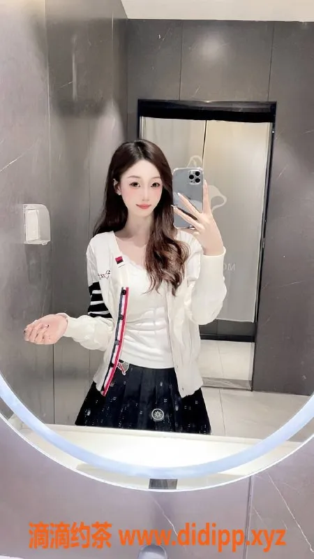 深圳楼凤-深圳宝安嫩妹雯雯    800p超值体验