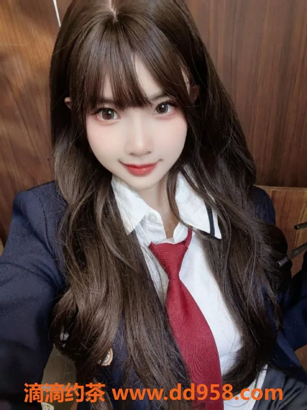 广州楼凤-天河小葡萄，20P萝莉舌吻服务体验