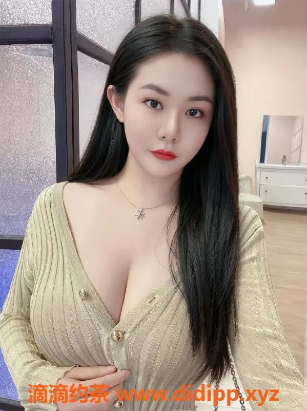 广州楼凤-天河御姐可儿，夜课8P，巨乳魅力无限