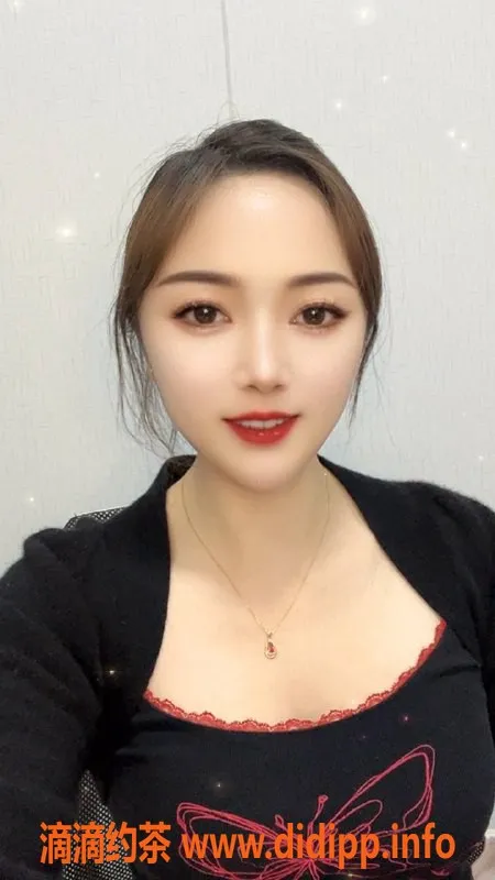 惠州楼凤资源信息,大亚湾小白，158高96重，28岁制服丝袜服务