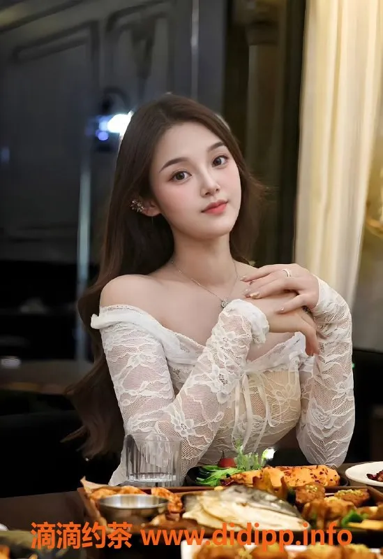 扬州楼凤-泰州海陵花花，颜值8.5，超级服务体验