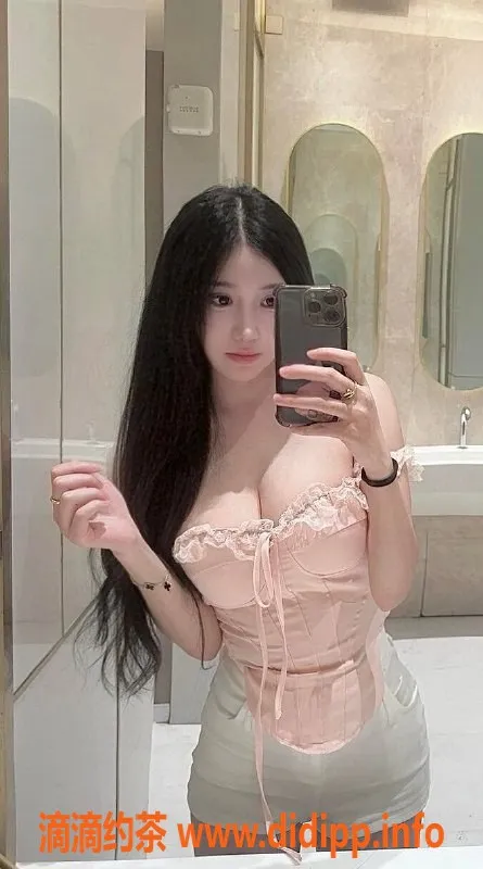 广州楼凤资源信息,天河御姐涵涵，8P服务大胸美艳等你来体验