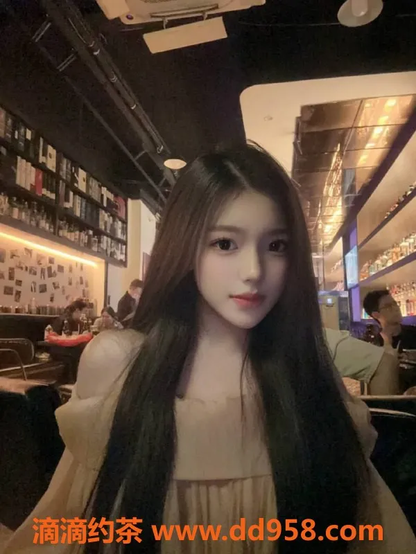 广州楼凤-天河嫩妹杨怡，7P鸳鸯浴体验