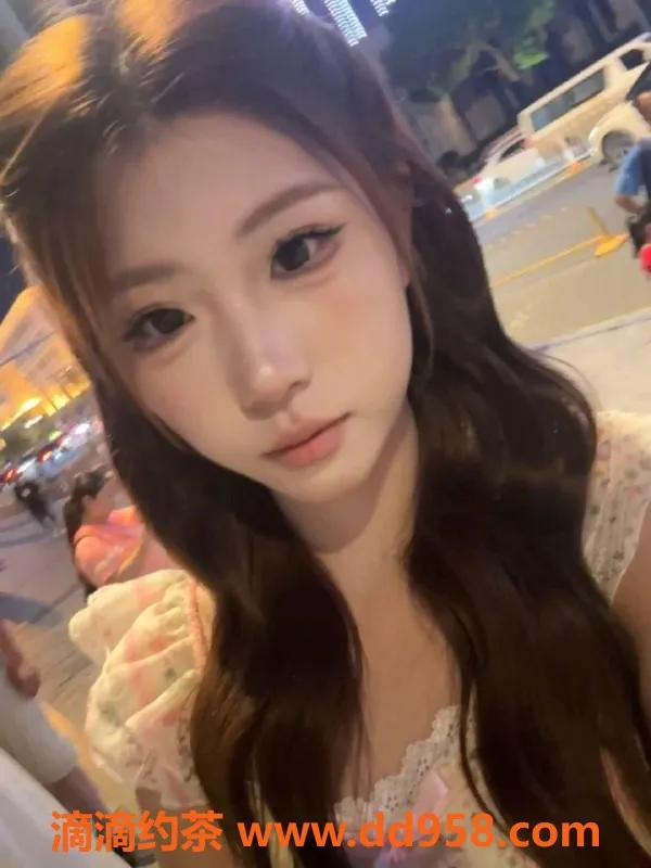 常州楼凤-常州珍珍，23岁168cm，94斤C罩杯，8起服务