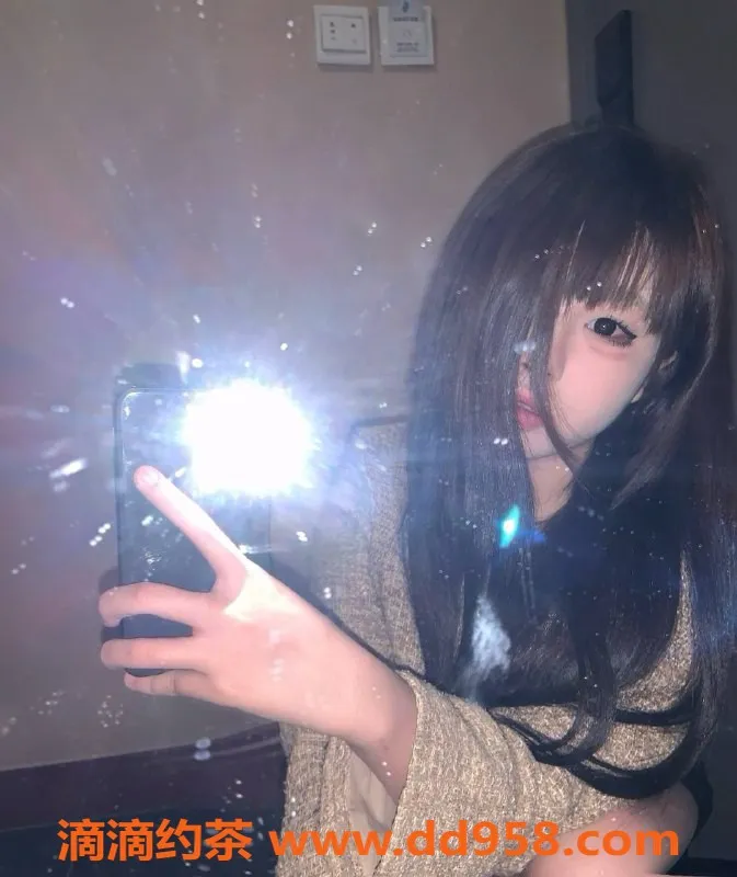 广州楼凤-天河嫩妹多多，夜课7P服务等你体验