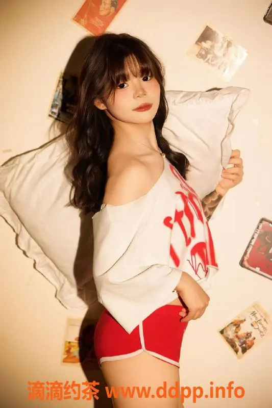 广州楼凤资源信息,天河雪花，粉嫩嫩铁杆夜课妹，超赞舌吻体验！