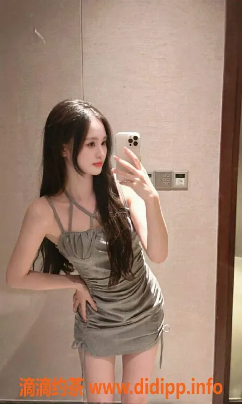 深圳楼凤-深圳南山嫩妹小花，800元享双向服务