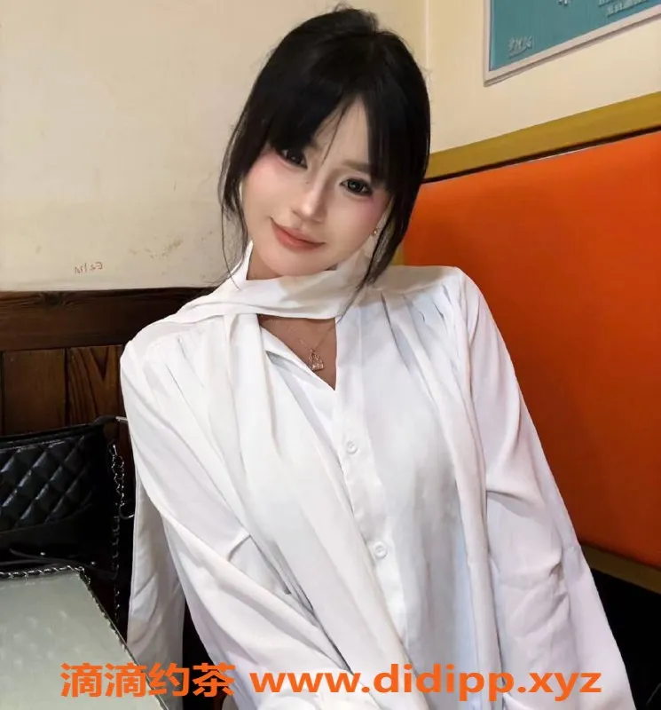 广州楼凤-天河嫩妹小青，8P等你来体验！