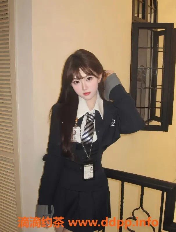 无锡楼凤资源信息,惠山天一 04大一学妹 皮肤嫩白