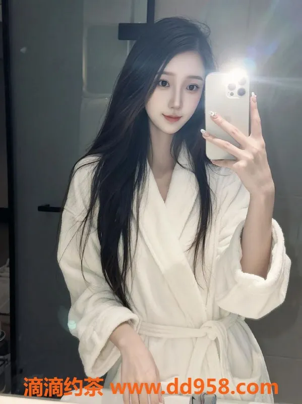 广州楼凤-天河亦菲，8P嫩妹，鸳鸯浴服务体验