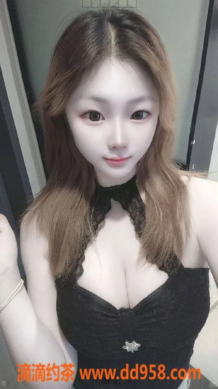 深圳楼凤-深圳龙华嫩妹崽崽，舌吻双飞等你来体验！