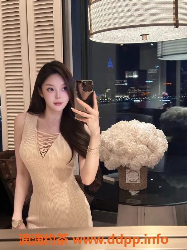 广州楼凤-天河蜜蜜，御姐大胸，超值9P服务