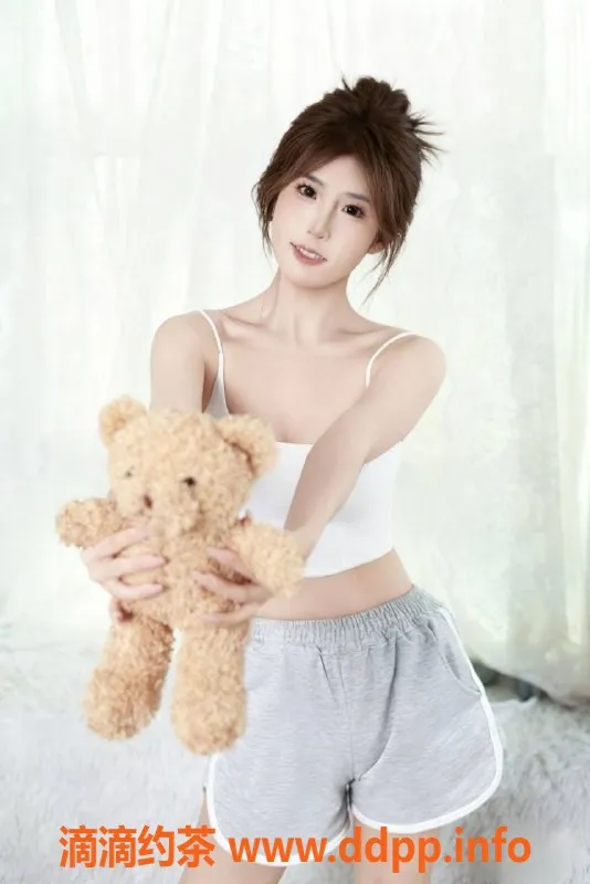 常州楼凤-常州21岁雯雯，168cm前凸后翘，97斤起步