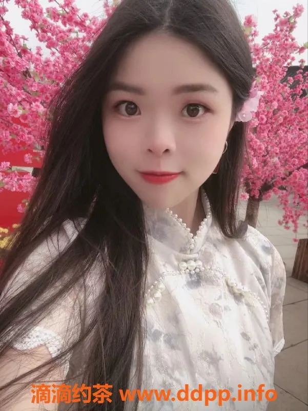 杭州楼凤-上城诗诗：19岁温柔美眉，优质服务带给你新体验