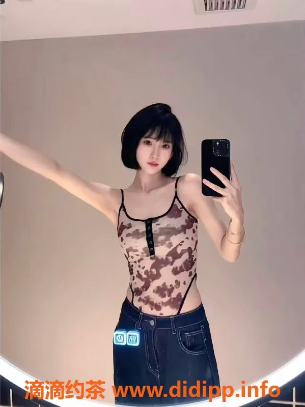 深圳楼凤-福田月可可，1000P服务，短发魅力十足