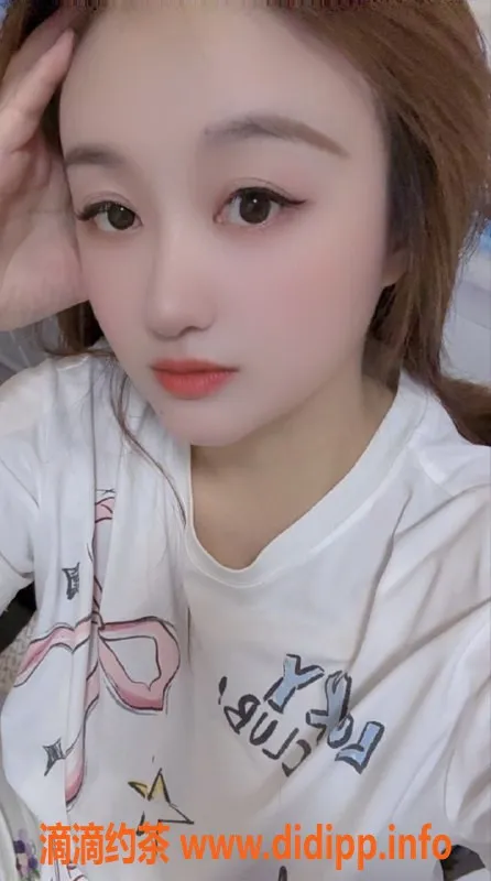 广州楼凤-天河乐乐，御姐大胸夜课等你体验！