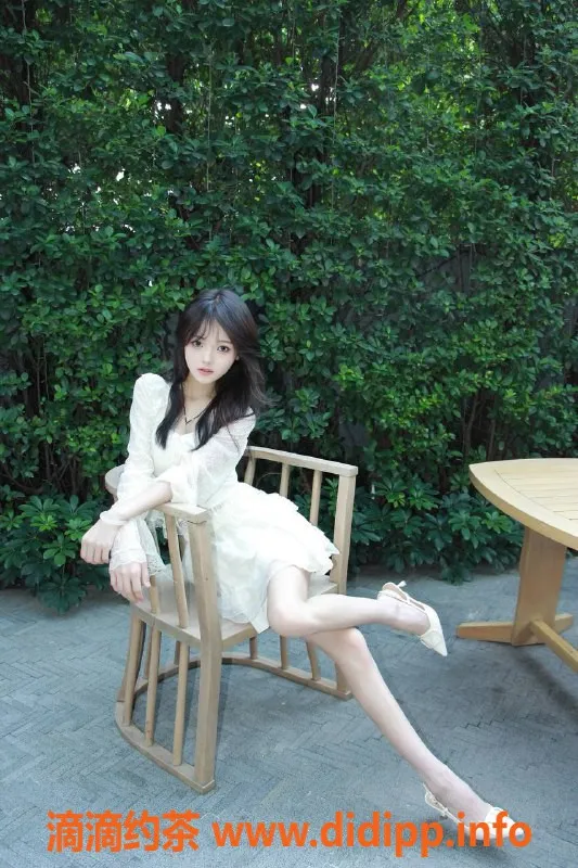 深圳楼凤-罗湖贝微微，身高167cm，消费900P起