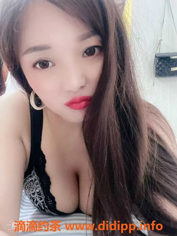 广州楼凤资源信息,广州海珠性感制服静静，28岁，162cm，400元体验