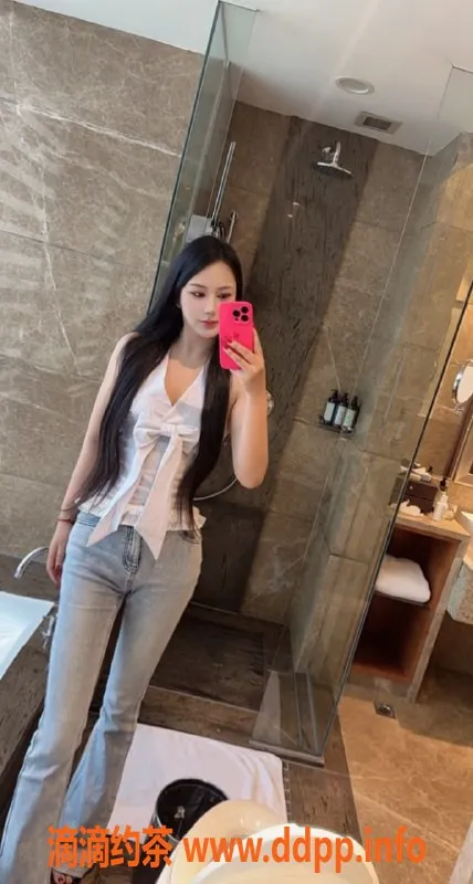 广州楼凤-天河嫩妹张馨予，8P服务等你来体验！