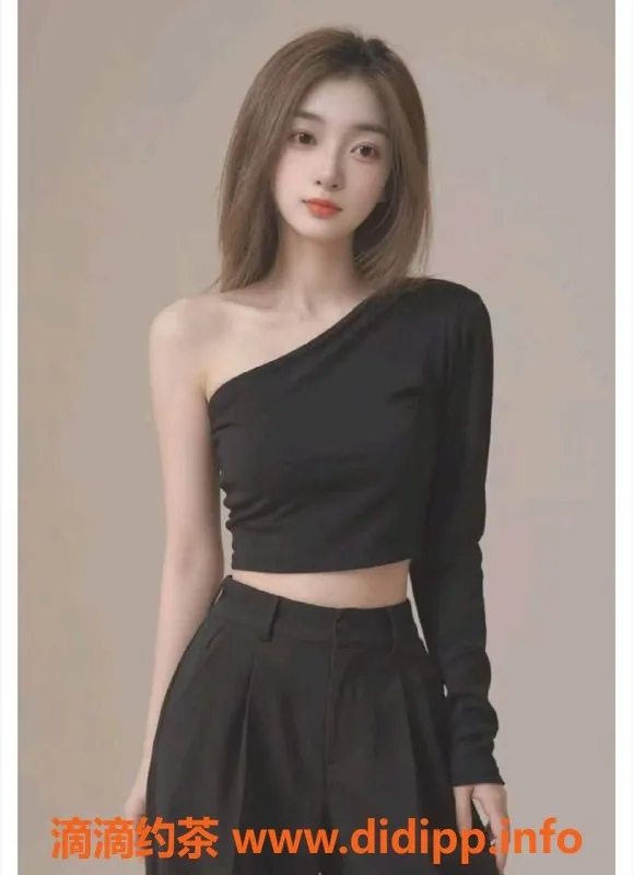 成都楼凤-武侯区七七：娇羞嫩妹，服务优雅