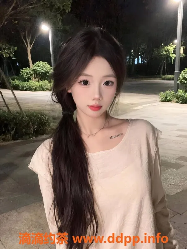 成都楼凤-成华区优优，身材颜值兼备的嫩妹，课时费7/10