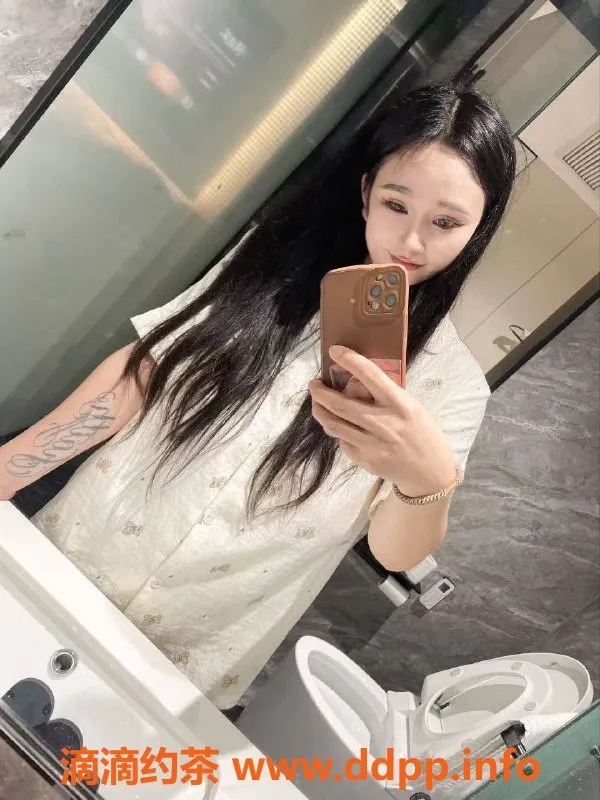 扬州楼凤-泰州海陵小苹果：身材火辣、服务超赞