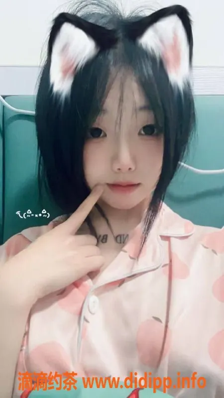 东莞楼凤-江北芋泥啵啵，161cm，85斤，18岁可调教妹子