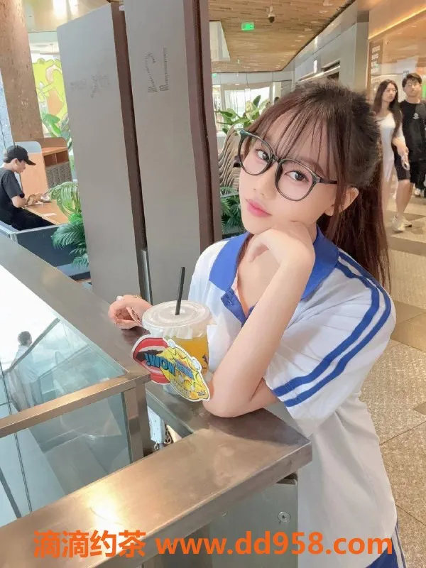 广州楼凤-广州天河小雅，身材娇媚，800元起价