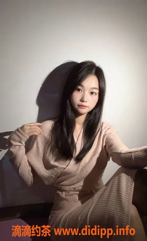 广州楼凤-天河嫩妹小颖，优质鸳夜课仅5P