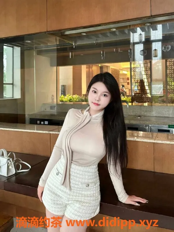 广州楼凤-天河慕慕，600p御姐服务，69式大奶巨臀