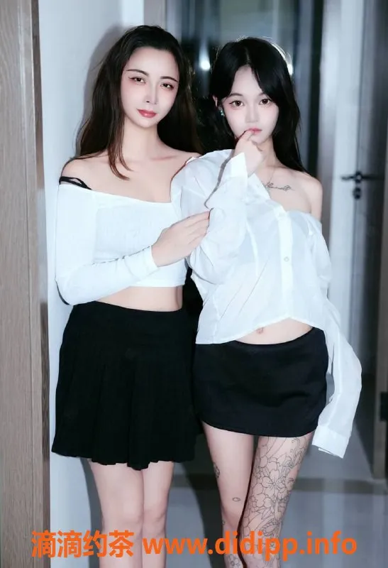 广州楼凤-天河车陂母女角色扮演 799p体验