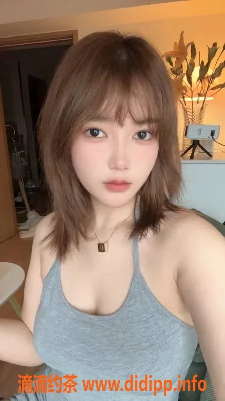 广州楼凤-海珠御姐bobo，6P鸳鸯浴体验，胸围超大！