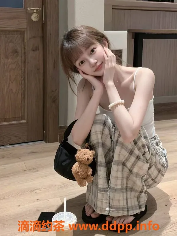 广州楼凤-天河小悦悦，1100元嫩妹服务