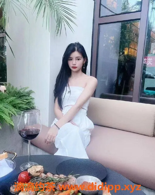 上海楼凤-四川音乐学院小舒淇，163cm，45kg，成熟诱惑