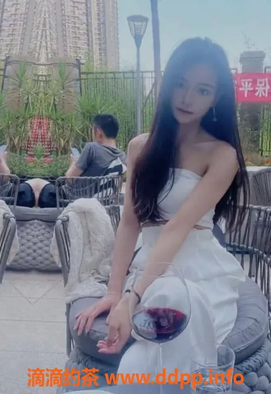 上海楼凤资源信息,四川音乐学院小舒淇，163cm，45kg，成熟诱惑