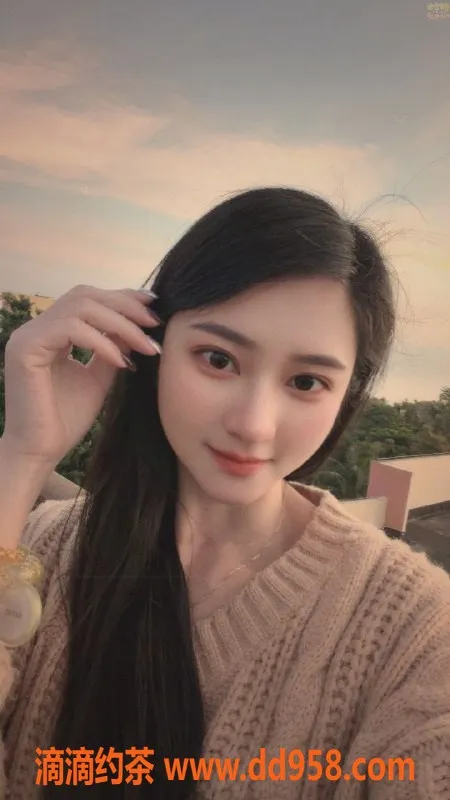 广州楼凤-黄埔御姐欣欣，6P舌吻夜课等你体验