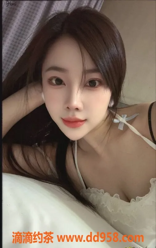 广州楼凤-白云御姐冰冰，6P精彩服务等你体验！