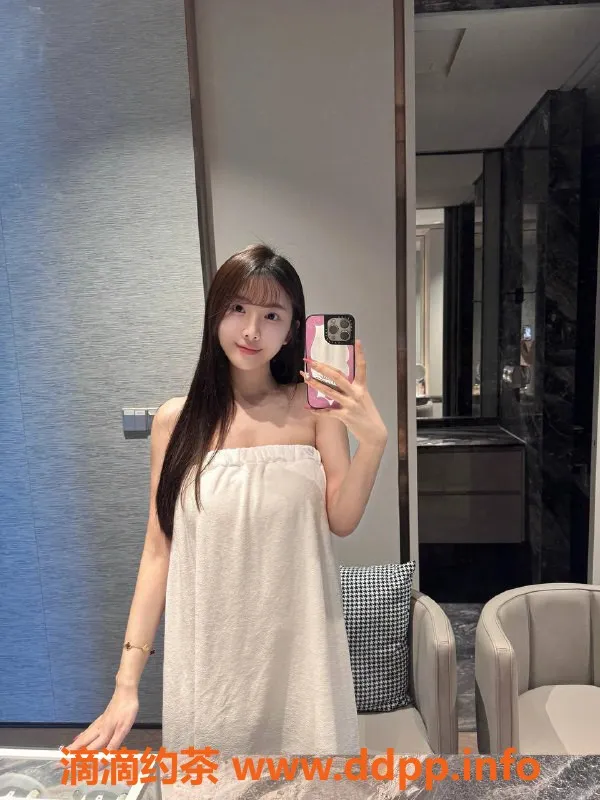 广州楼凤-天河御姐果果，大胸8P服务等你体验