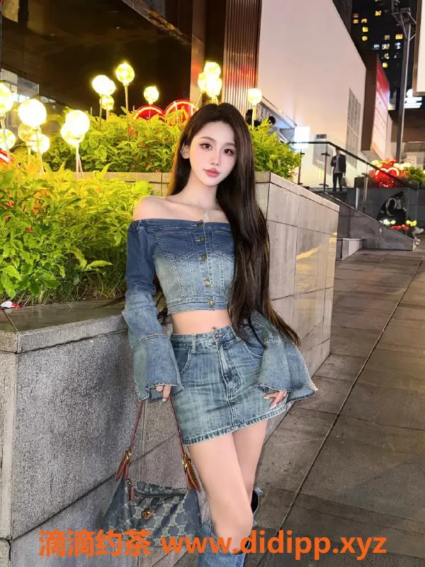 乌鲁木齐楼凤-170cm高白甜妹，48斤C罩杯，超高素质服务