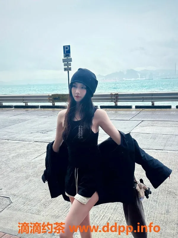 乌鲁木齐楼凤-高个妹子，170cm，48kg，36C，清纯又妖艳！