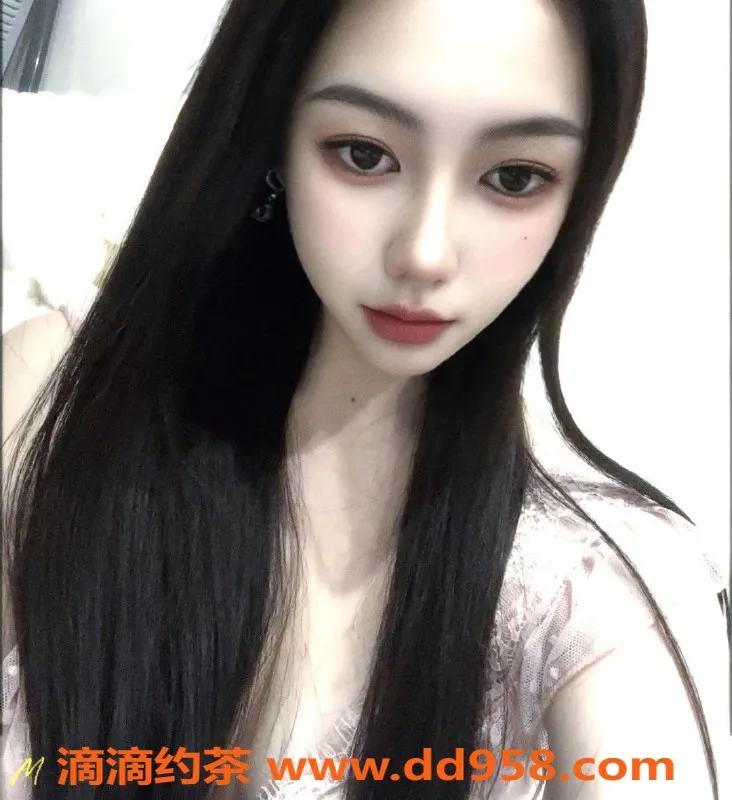 广州楼凤资源信息,海珠小楠，诱人御姐，享受鸳鸯浴服务