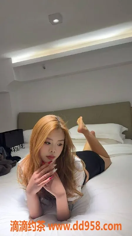 武汉楼凤-汉口祖儿，身材火辣，1000元的完美体验