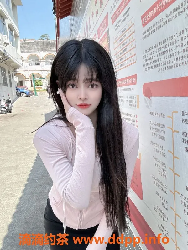 武汉楼凤-铁机路灵儿，身材诱惑，价格实惠