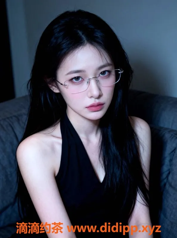 广州楼凤-番禺嫩妹甄洛，舌吻鸳鸯浴等你体验