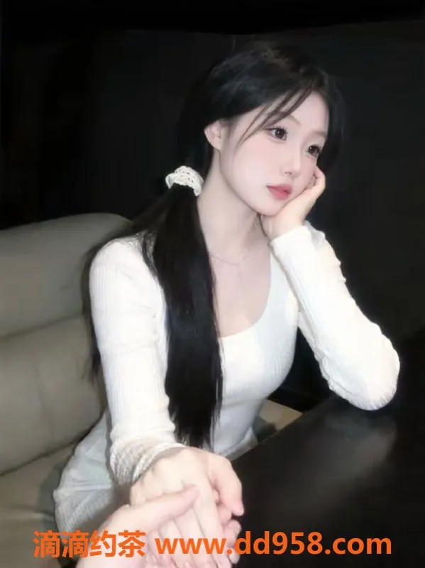 广州楼凤资源信息,越秀嫩妹小不点，7P鸳鸯浴服务