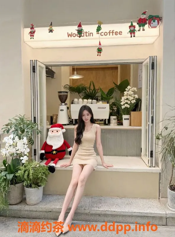 深圳楼凤-龙华小琪，700元体验性感嫩妹魅力