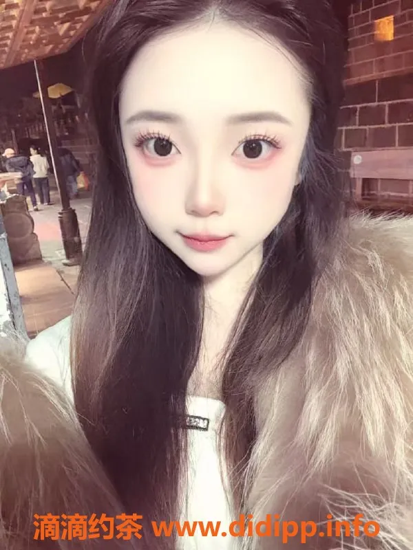 广州楼凤-广州白云区22岁新人欣欣，168厘米，47斤，38C