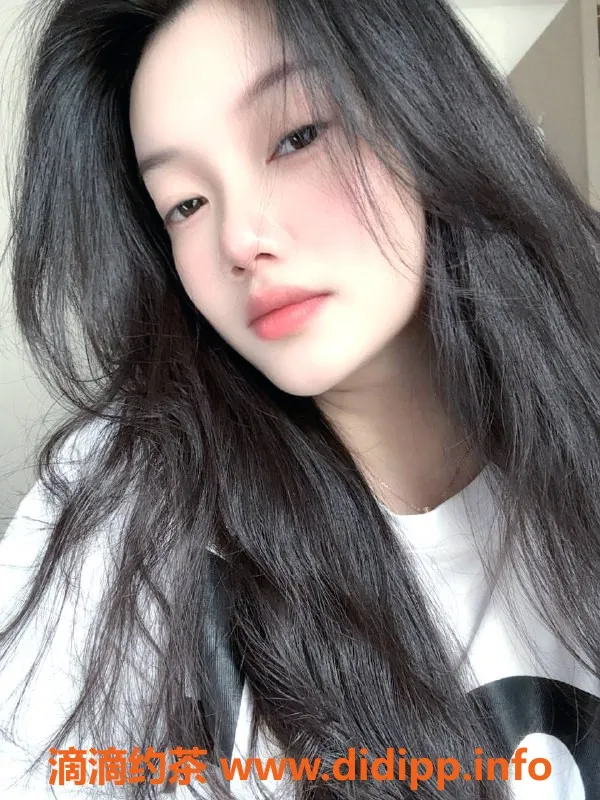 广州楼凤-天河李嘉欣，御姐巨乳，6P鸳鸯浴服务