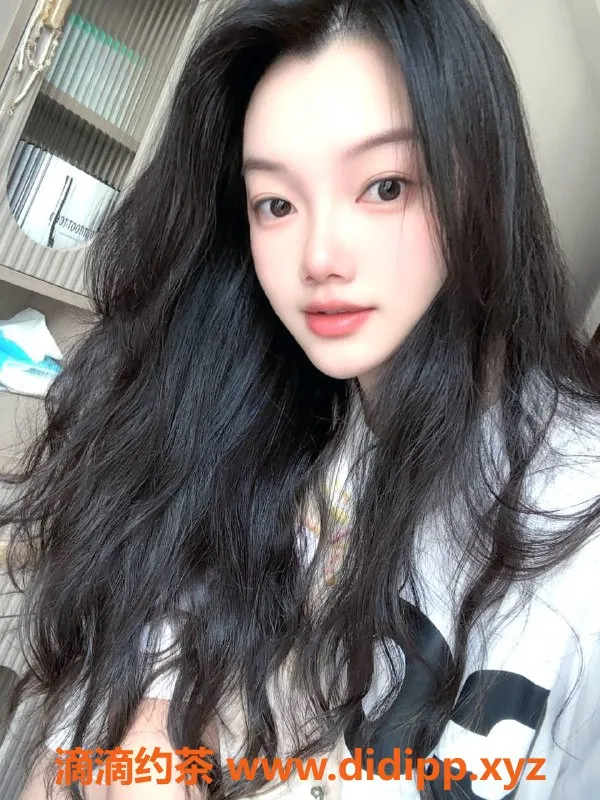 广州楼凤资源信息,天河李嘉欣，御姐巨乳，6P鸳鸯浴服务